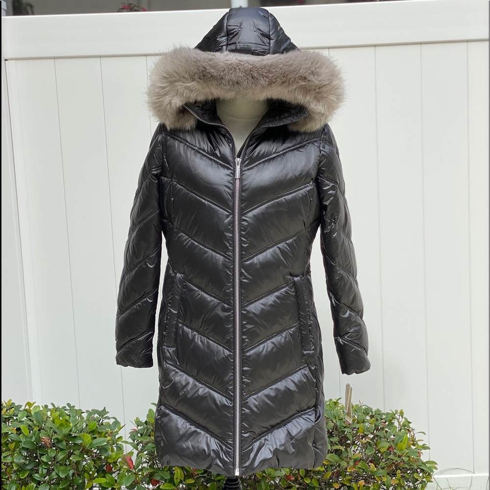 🔥SALE!🔥 Michael Kors Faux-Fur-Trim Hooded Down Puffer Coat Women's Size XS - Picture 3 of 15